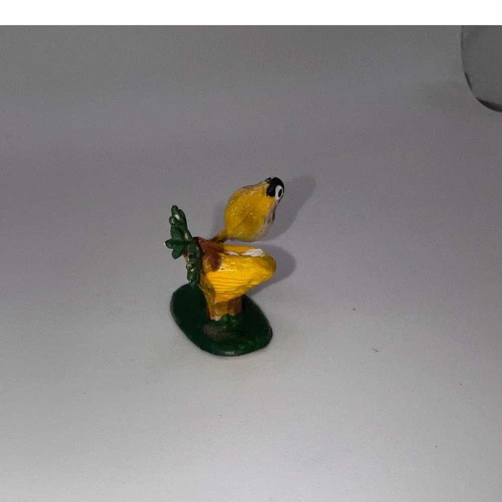 Vintage Miniature Plastic Bird On Branch W Nest & Eggs Hong Kong Trinket Shelf